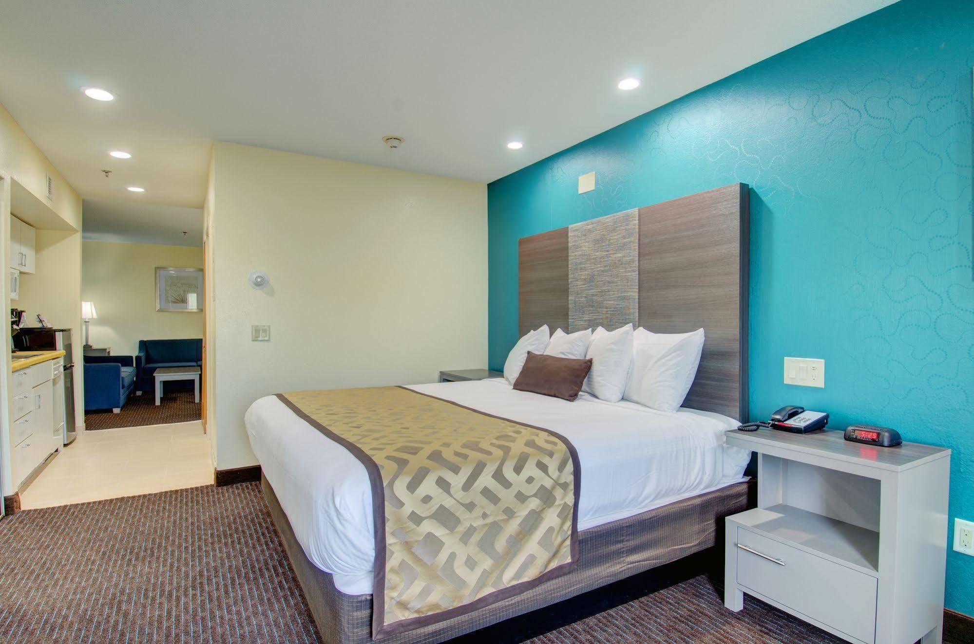 Motel Baymont By Wyndham Kingston Plymouth Bay Exterior foto